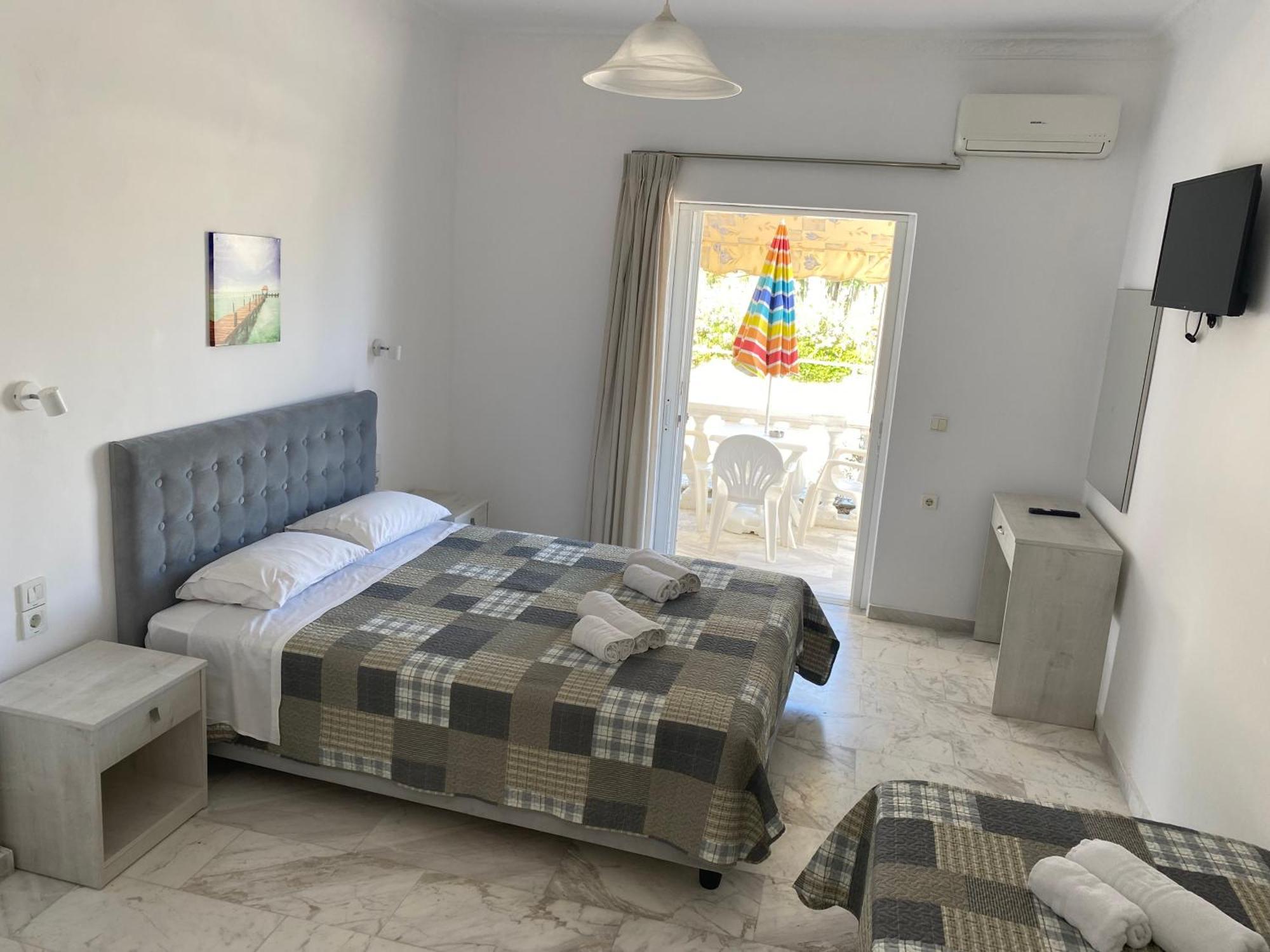Villa Doris Laganas Exteriör bild